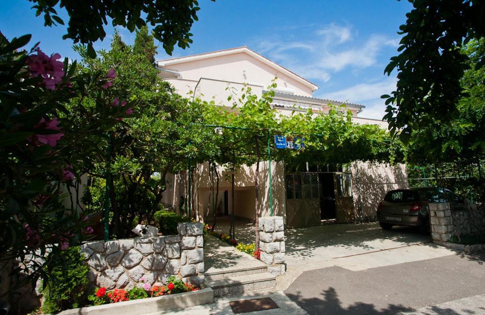 Apartments Kraljic 克尔克 外观 照片