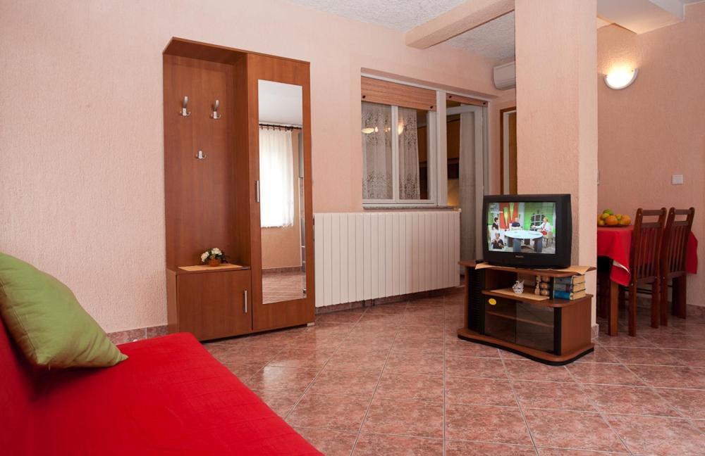 Apartments Kraljic 克尔克 外观 照片